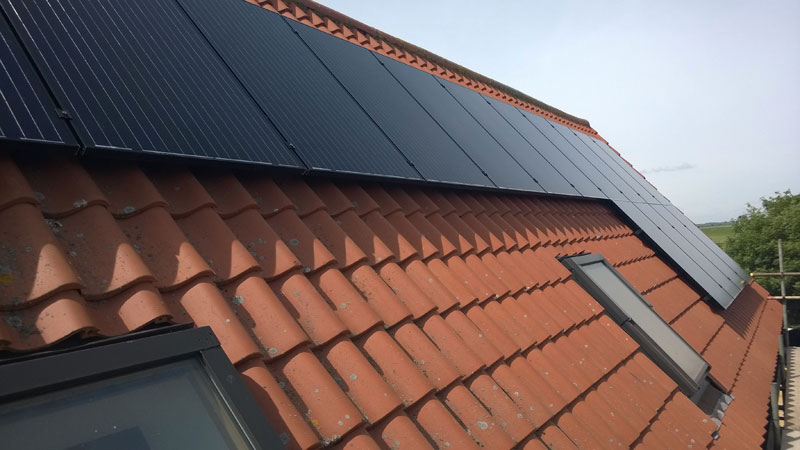 Solar Panels UK - Domestic solar pv system in Oxfordshire